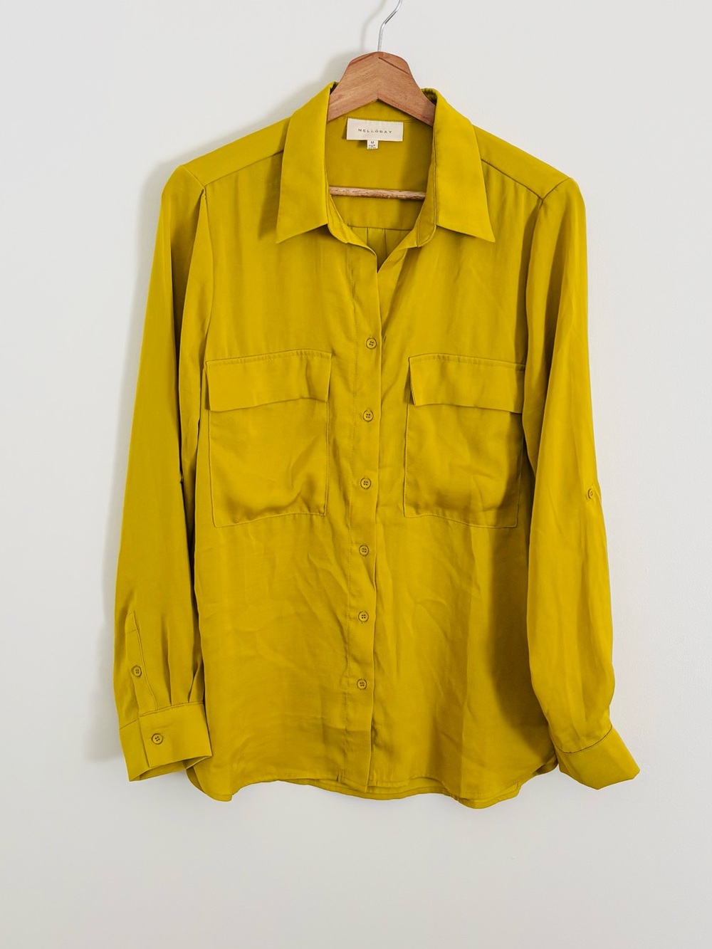 Melloday Long-Sleeve Button-Up Blouse in Chartreuse